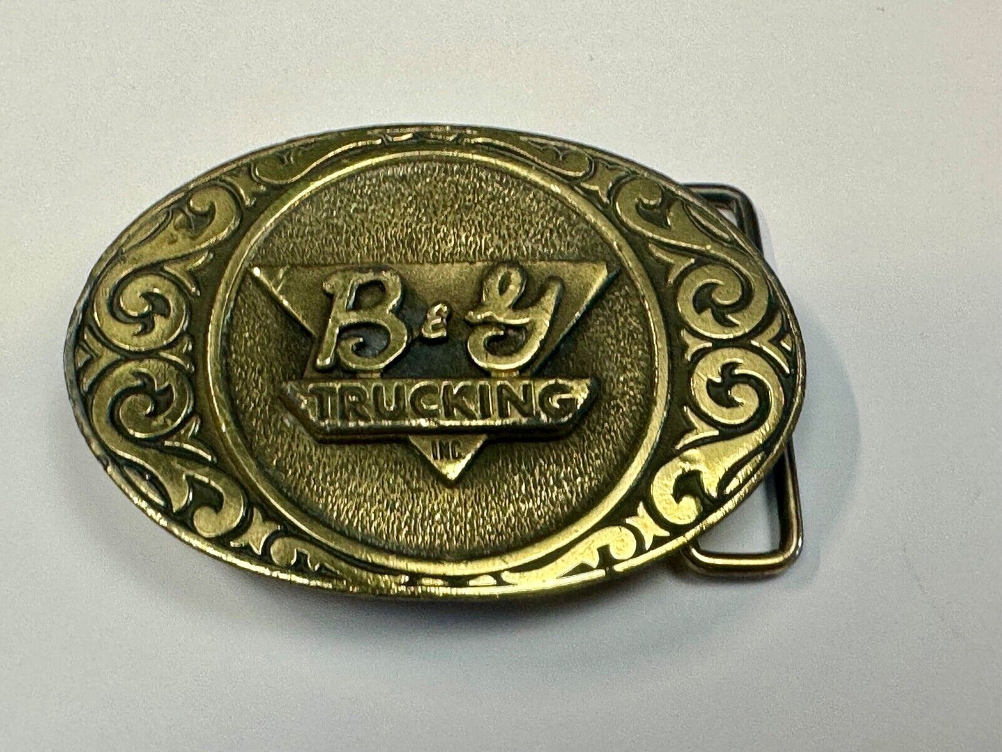 Vintage B & Y Trucking Western Promotional Advertising belt buckle