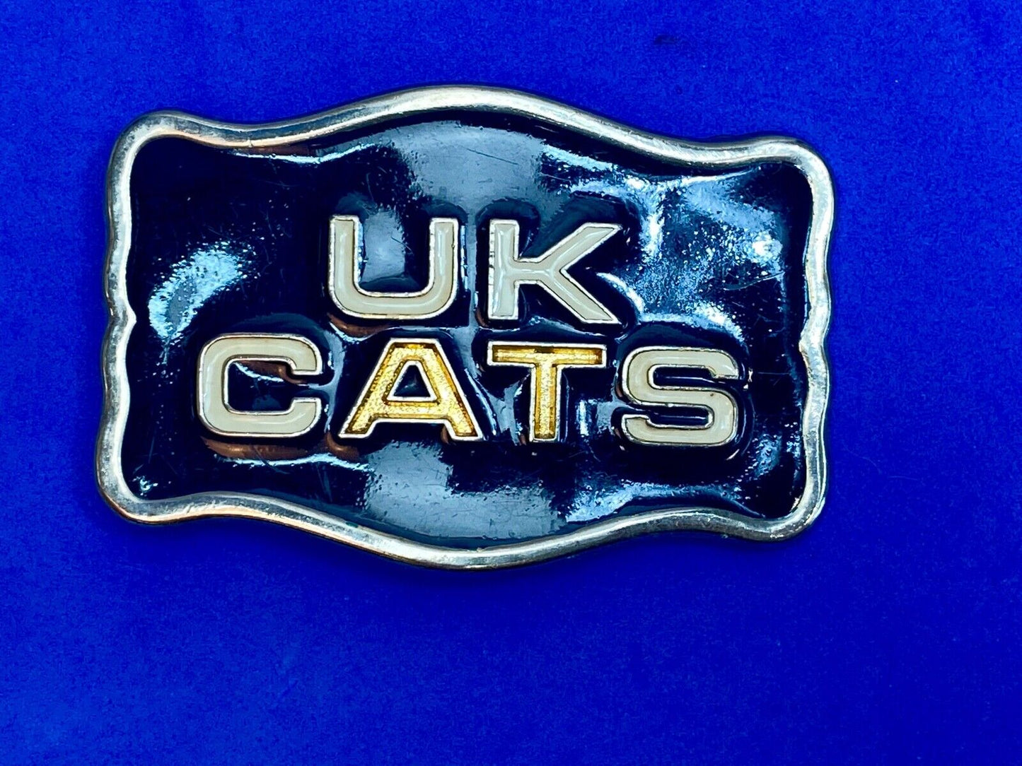 Vintage Black And Gold Tone Uk Cats Western Framed Belt Buckle