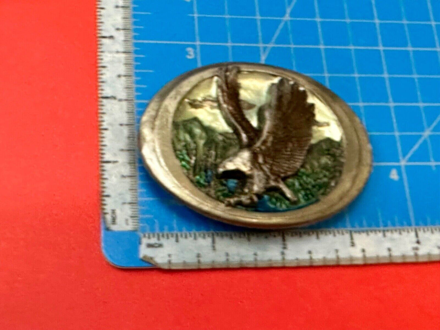 Beautiful patriotic flying eagle - Vintage 1988 C+J belt buckle