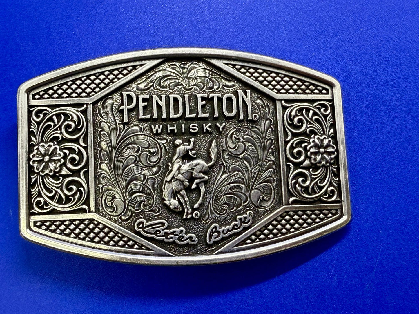 2022 Pendleton Whiskey Let'er Buck Rodeo Cowboy Montana Silversmiths Belt Buckle