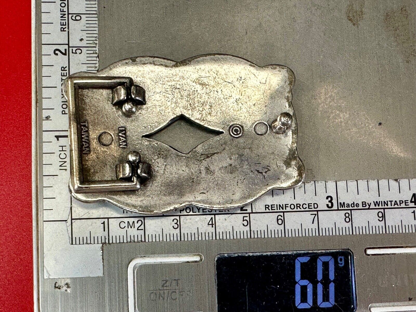 Vintage knot pattern see through silver tone belt buckle
