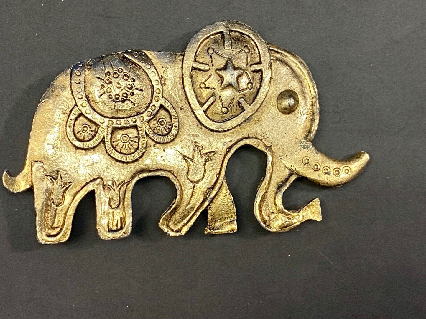 Vintage Elephant Cut Out Belt Buckle, Flowers & Stars, Focus And Sensuality
