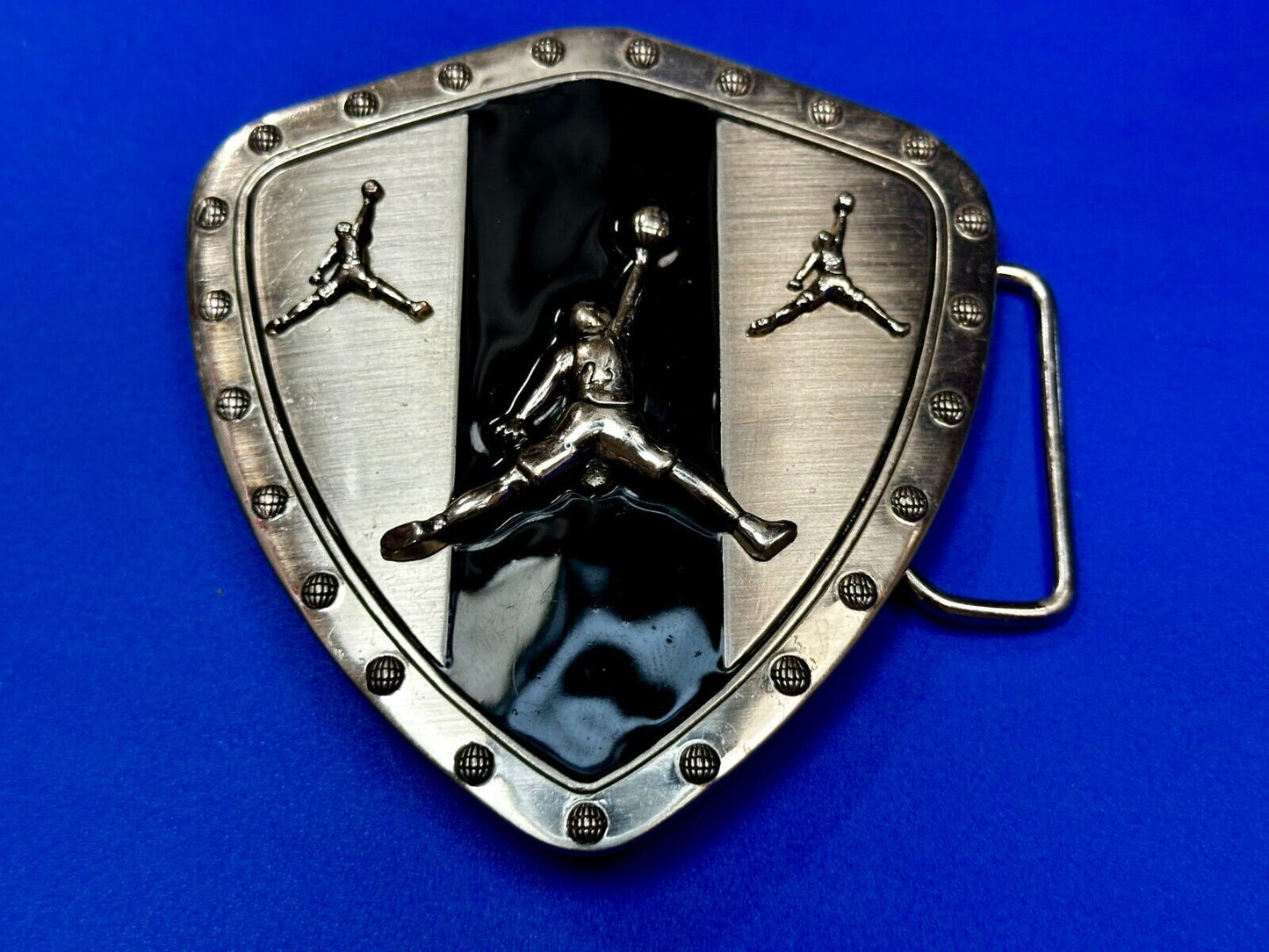 Basketball Iconic Dunk Basket Jump Shot Silver & Black Color Belt Buckle