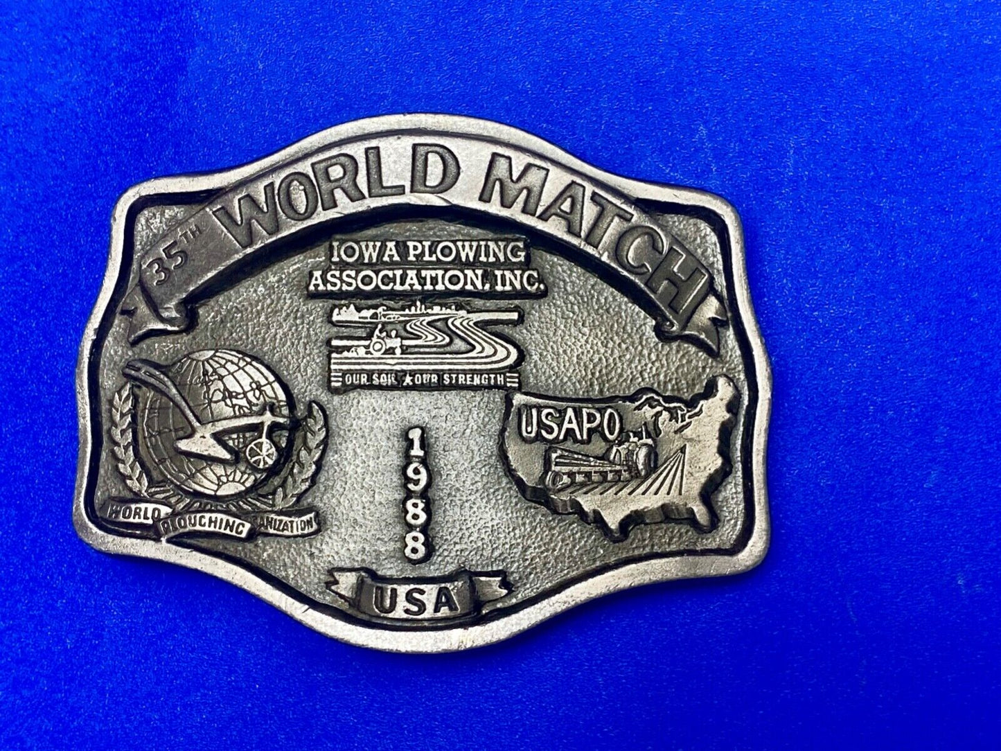 USA Plowing Organization IOWA USAPO world match 1988 commemorative belt buckle