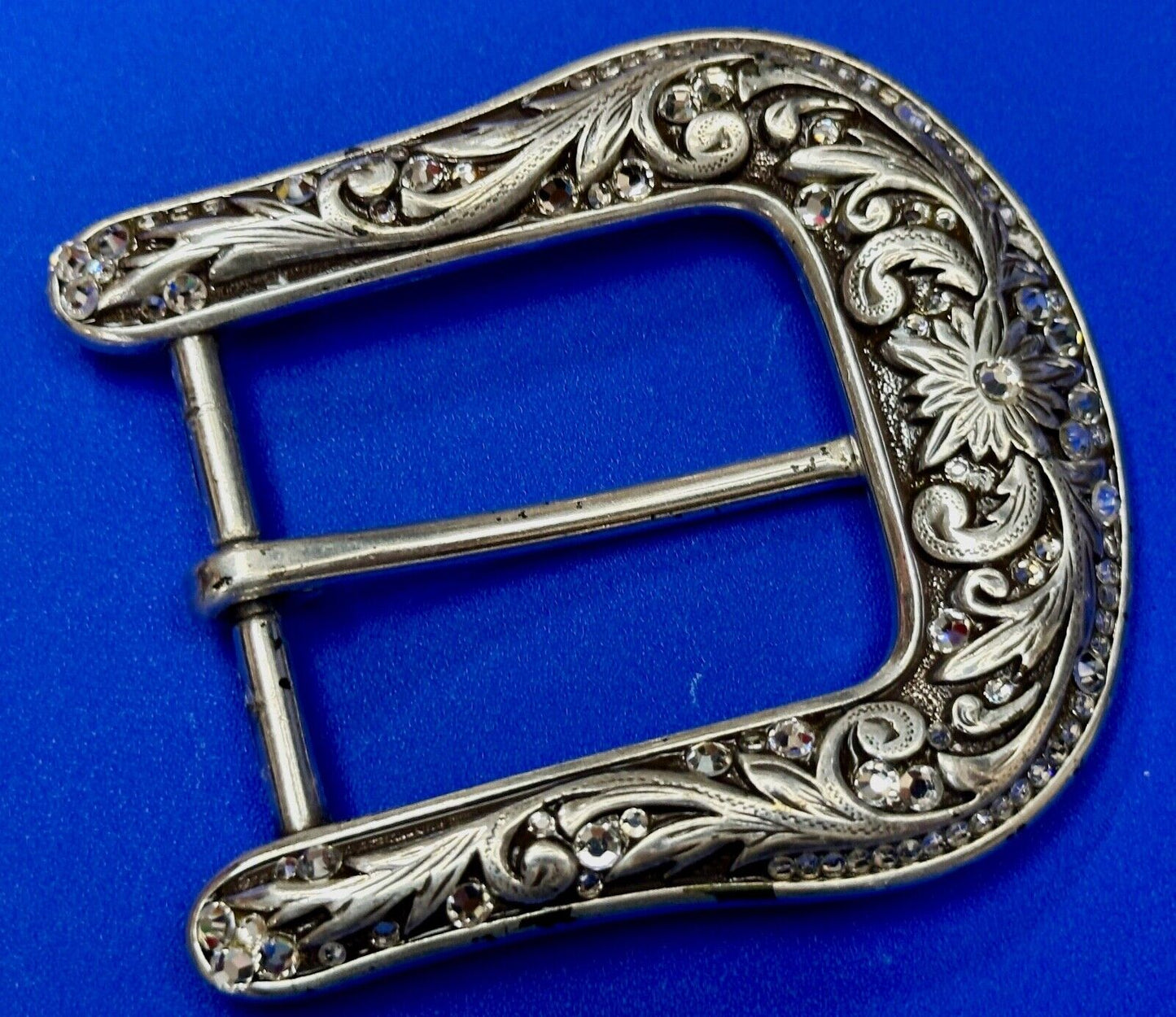 3" wide silver tone Cowgirls ranger style Belt Buckle with Rhinestone Accents