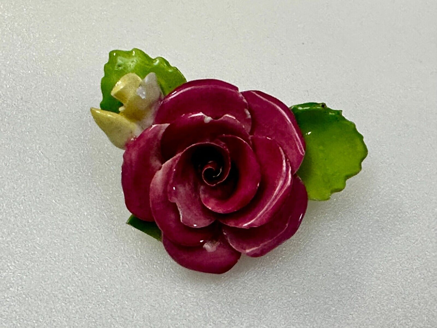 Beautiful Porcelain Red Roses with Green Leaf Brooch Pin Signed by Cara China