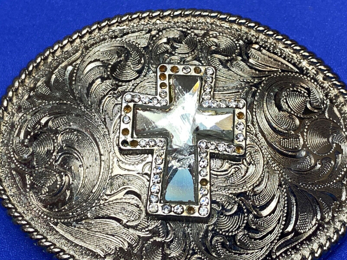 beautiful western cross, engraved flower swirl cowboy cowgirl faith belt buckle