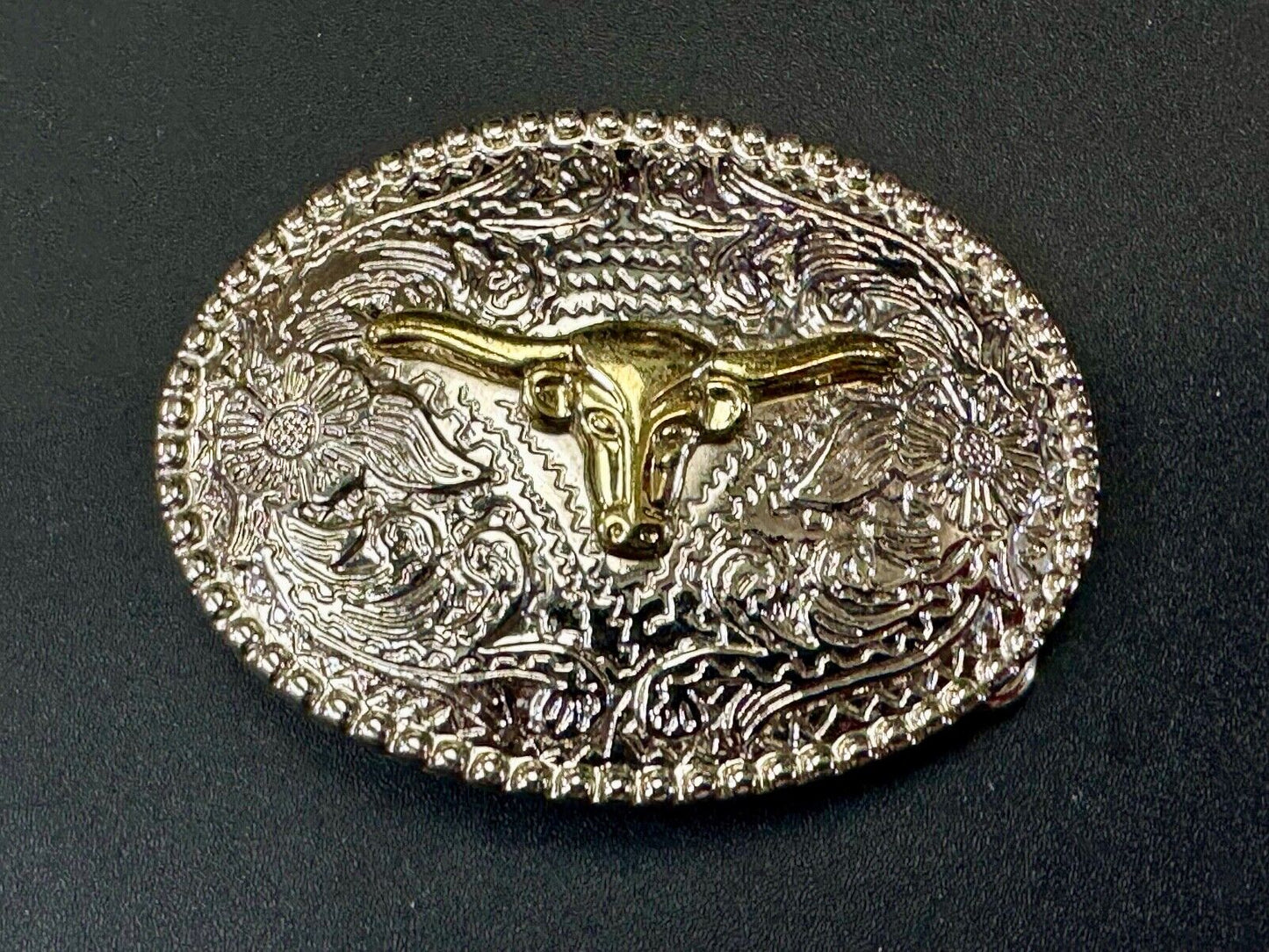 The Longhorn cow steer - cowboys cowgirls western two color oval belt buckle