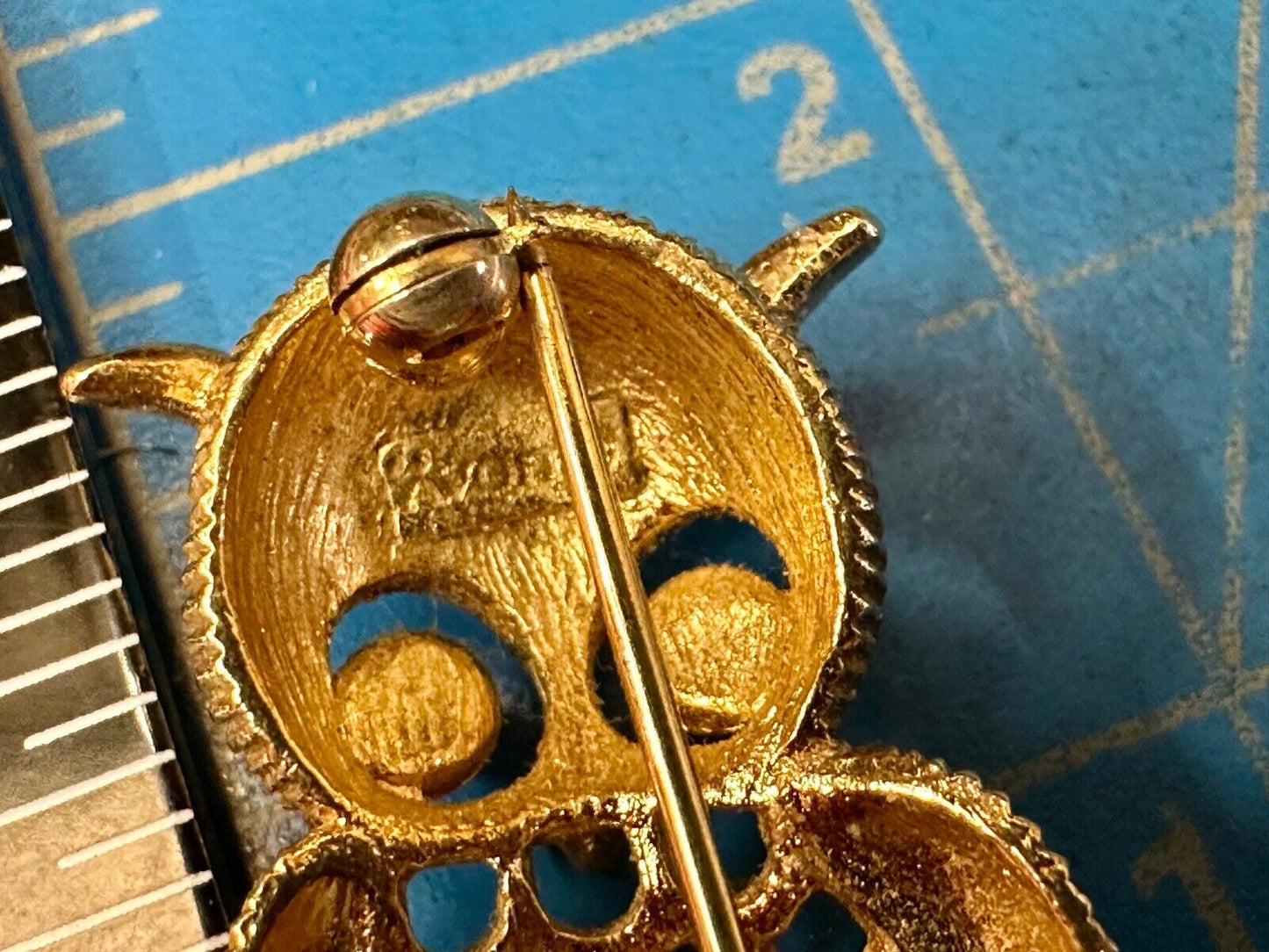 Avon Perched Owl Brooch Gold Tone Red Eyed Owl Pin