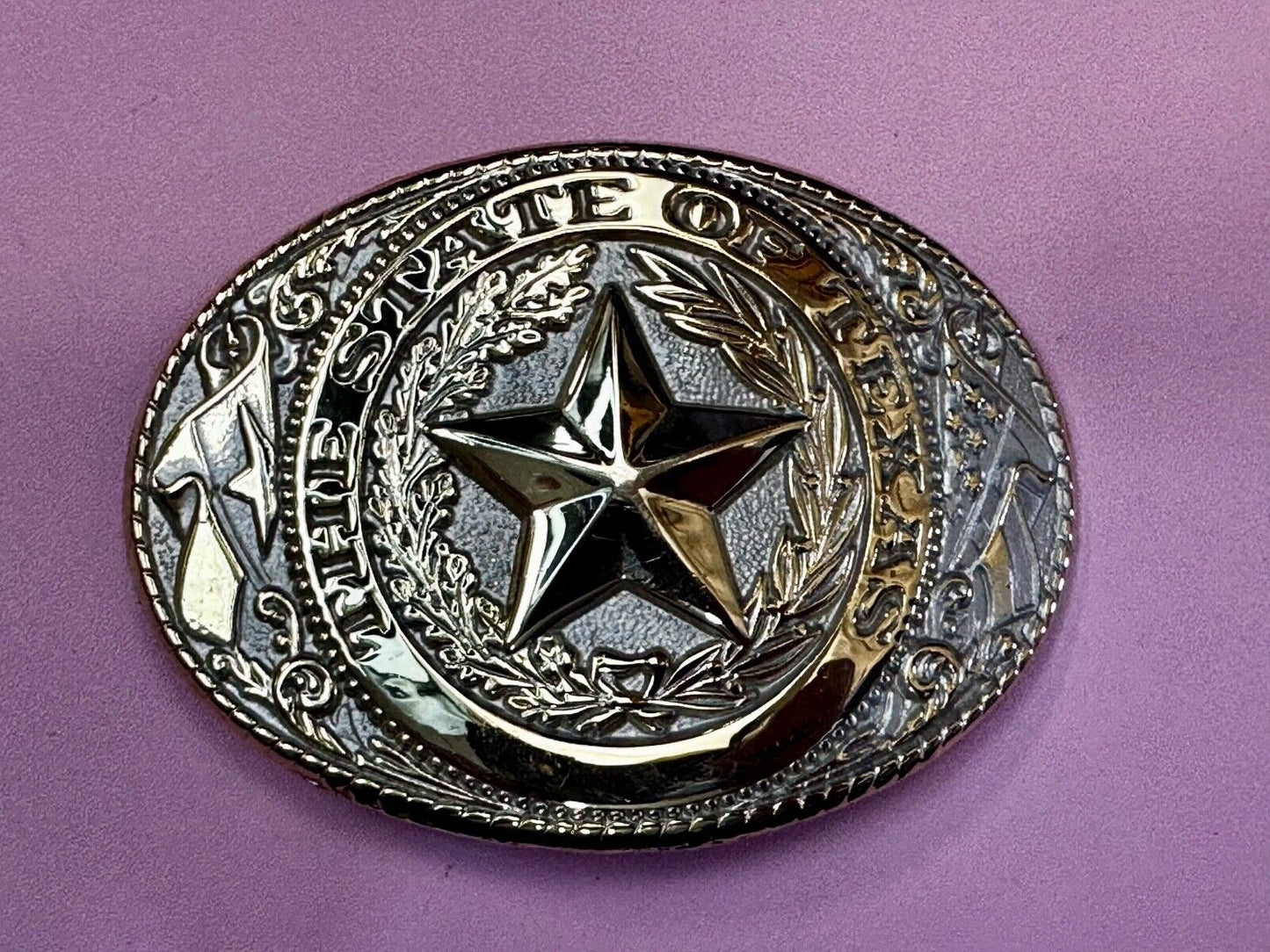 The Great State of Texas Star & Flag western Gold & White Color USA Belt Buckle