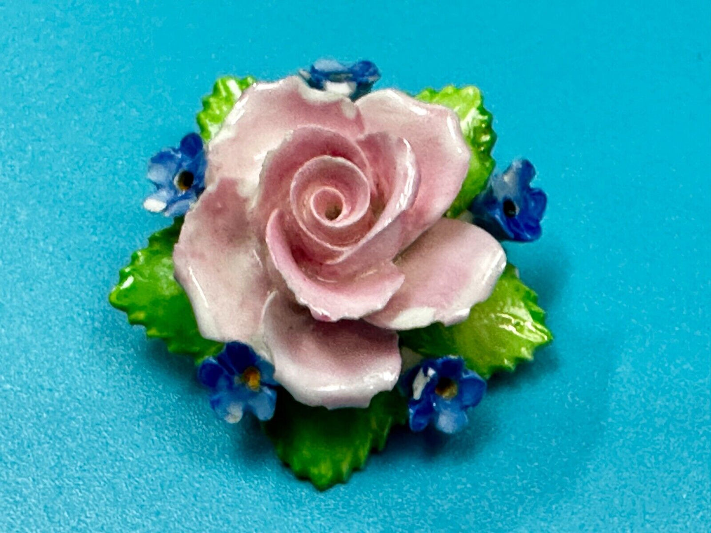 Beautiful Rose Flower Bouquet Brooch Pin Denton China Made in England
