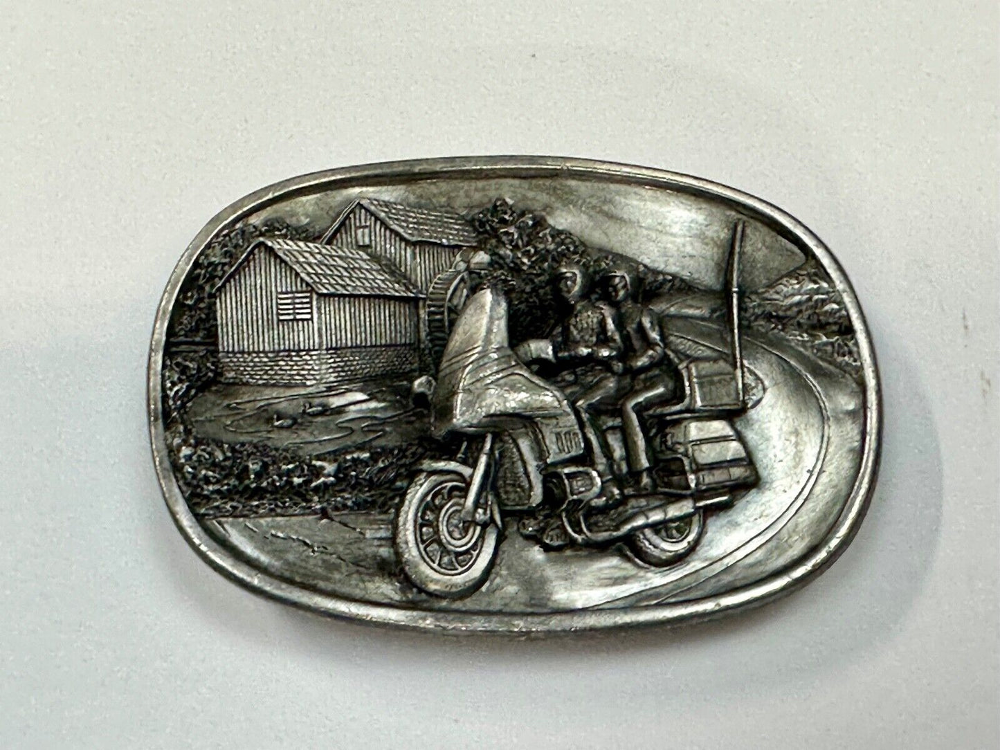 Biker Couple riding on Motorcycle Vintage 1984 Bergamot belt buckle L-49 1