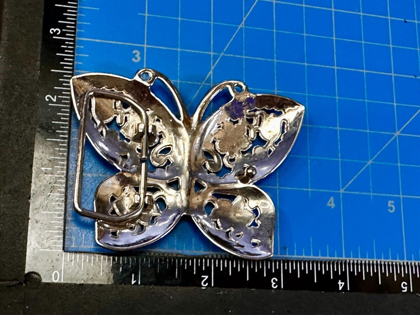 Beautiful Sparkling Butterfly Rhinestone Covered See Through Hippy Belt Buckle