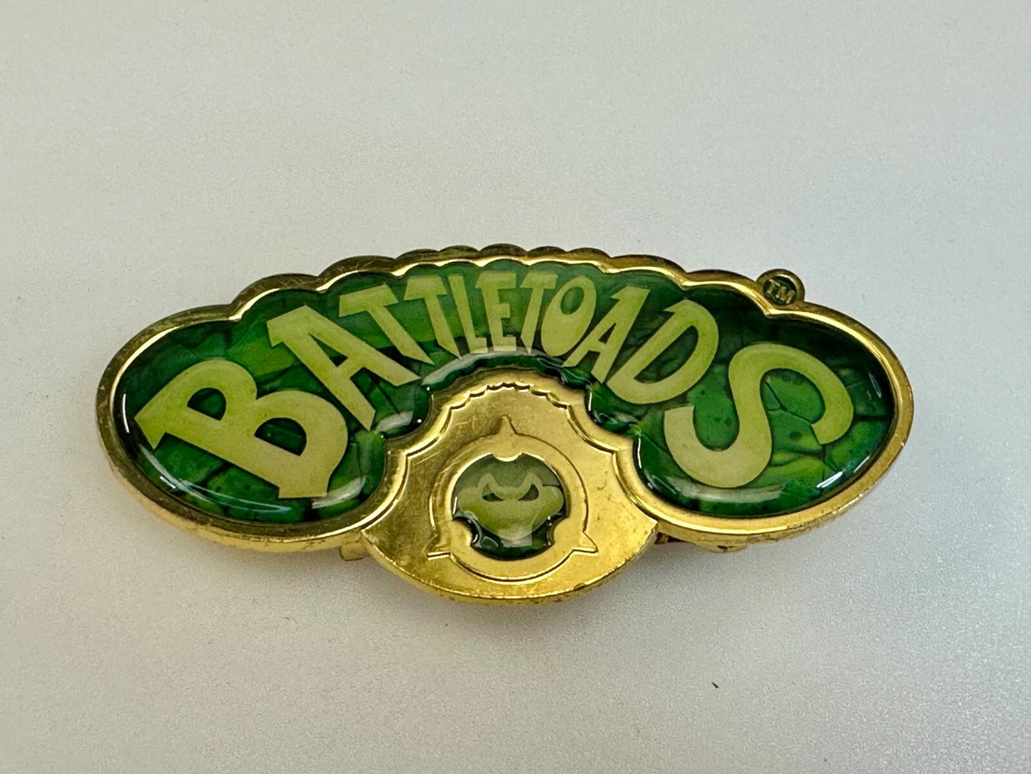 Battletoads June 2017 Loot Crate Gaming Exclusive Nes Gold Tone Belt Buckle
