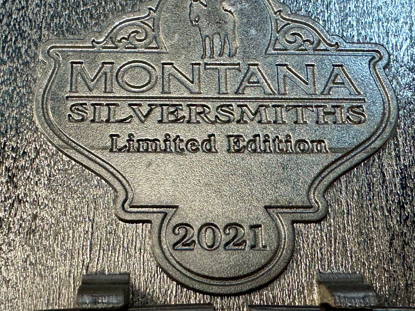 2021 Pendleton Whiskey Let'er Buck Rodeo Cowboy Montana Silversmiths Buck Buckle
