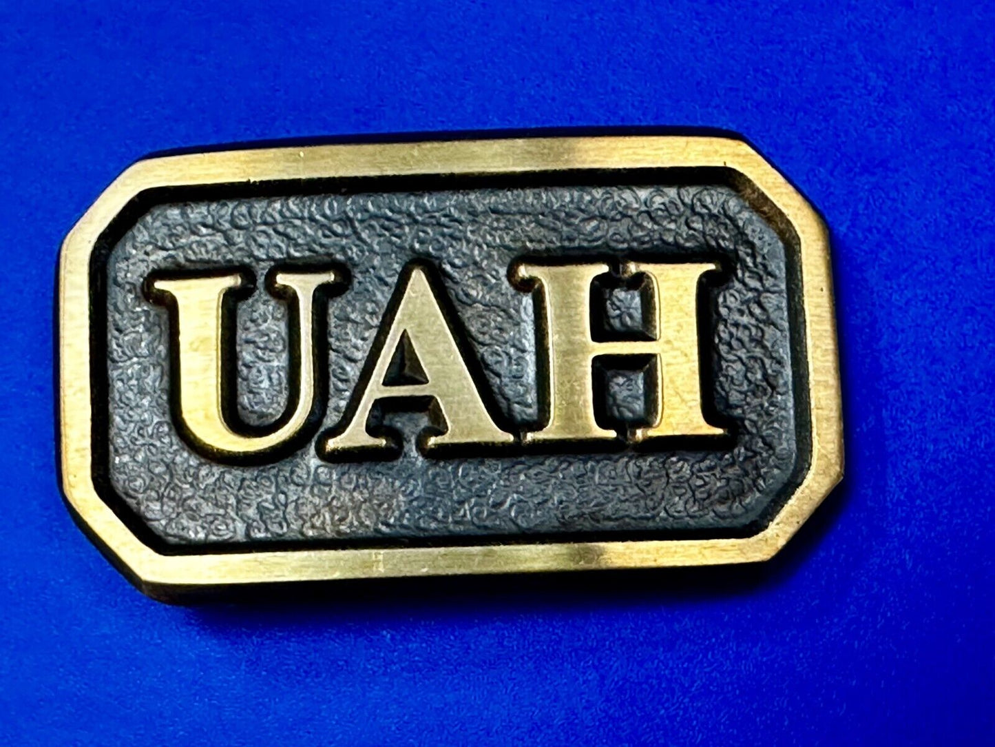 UAH University of Alabama in Huntsville? Alumni Commemorative Belt Buckle