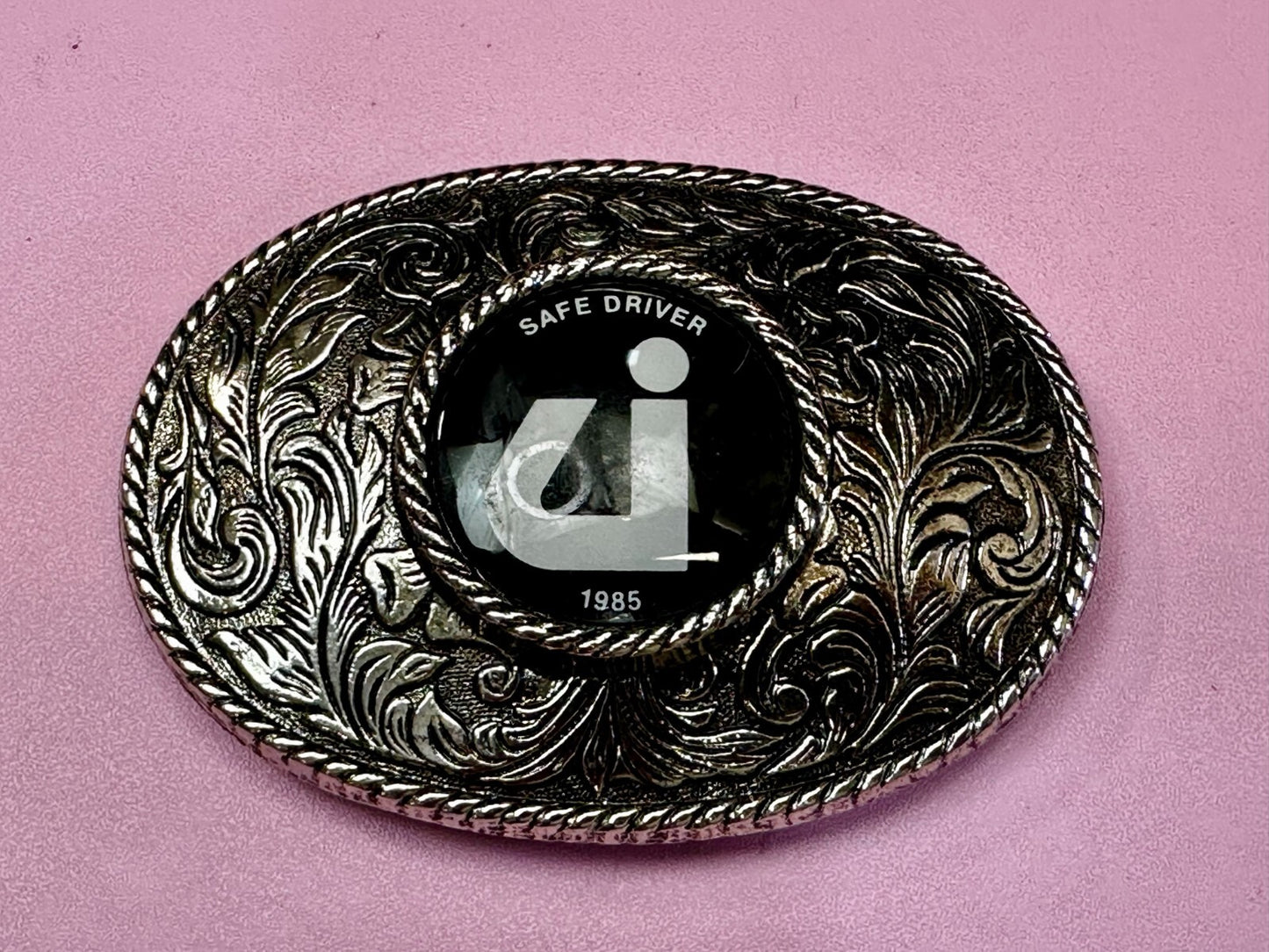 UI Safe Driver 1987 Safety Award Swirl Ornate Western Style Vintage Belt Buckle