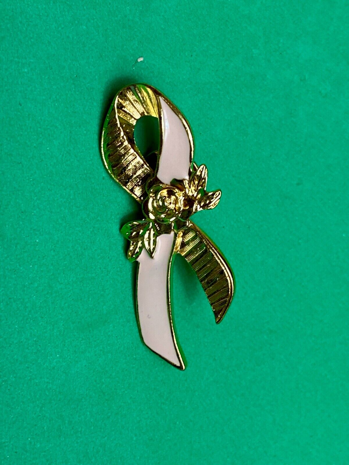 Vintage Avon Breast Cancer Awareness Lapel Pin Pink Ribbon Roses Brooch Pin