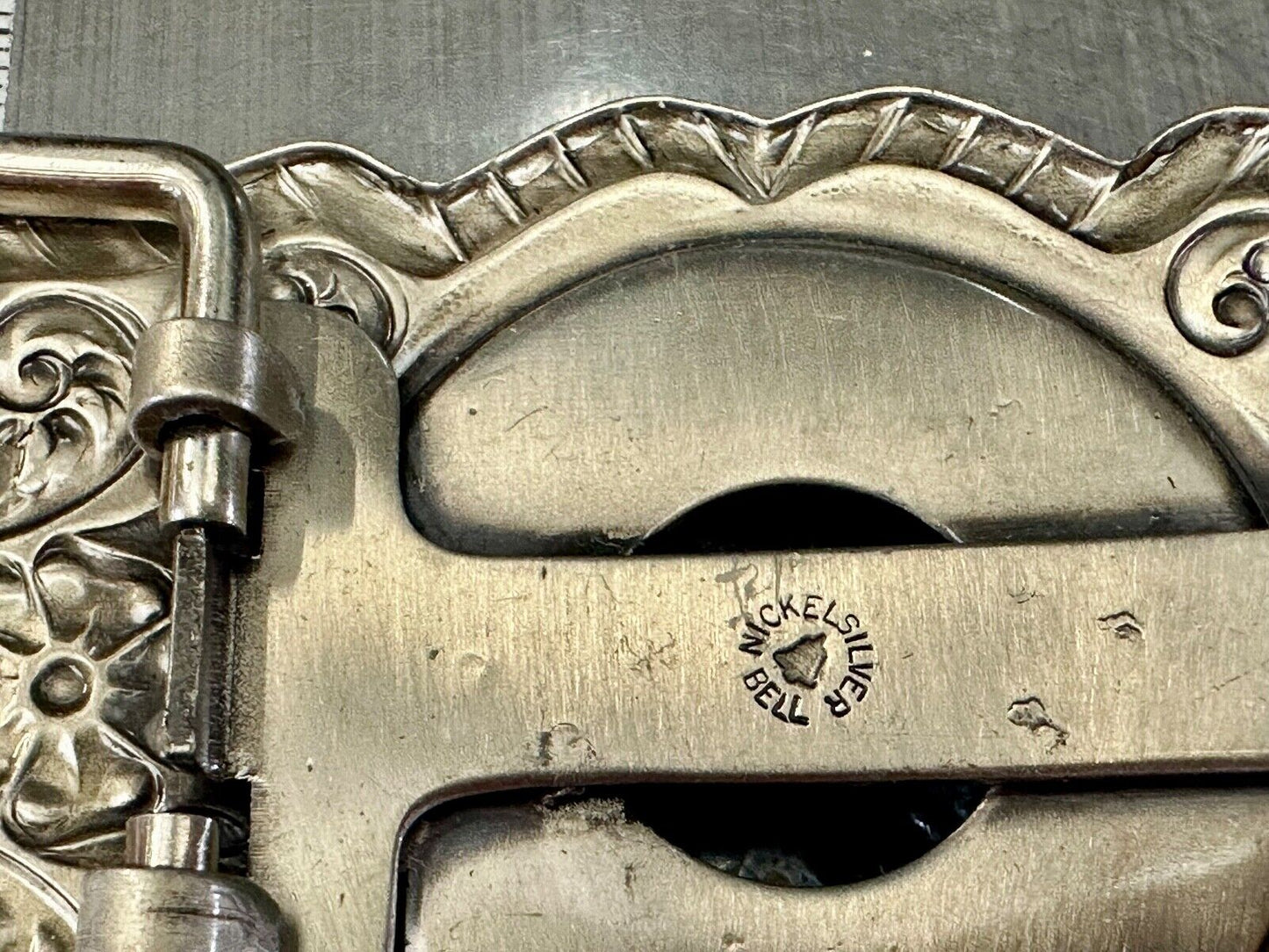 BELL Trading Post NICKEL SILVER Horse head bust profile belt buckle