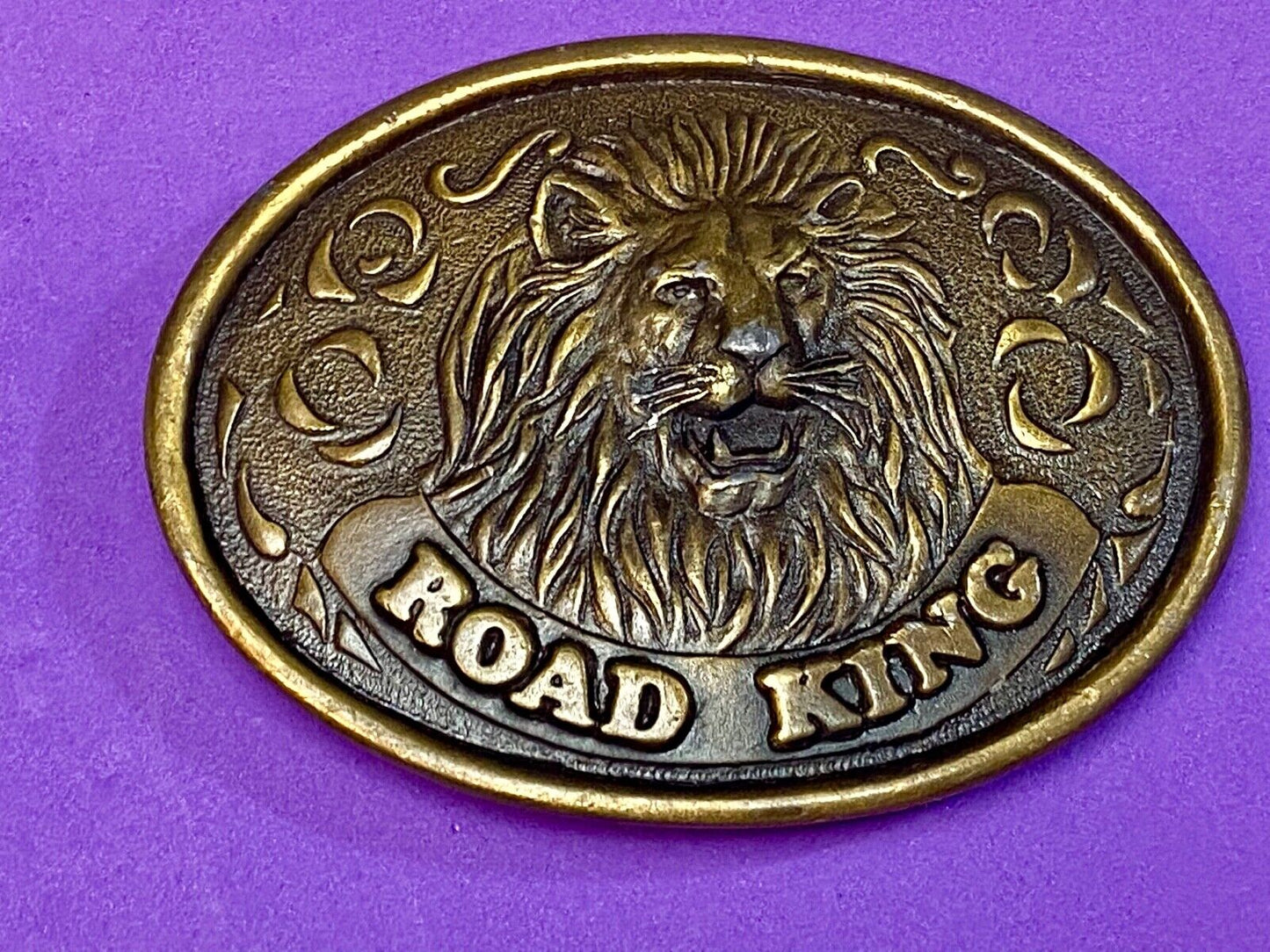 To a Professional Driver - ROAD KING, lions head belt buckle Philips 76 station