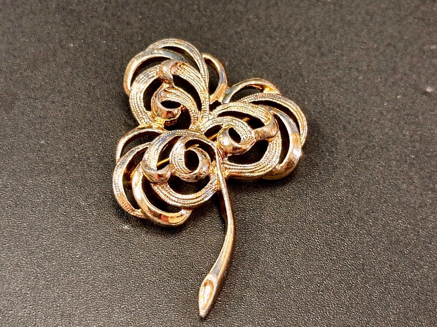 Three Leaf Clover Flower Openwork Gold Tone Brooch Pin Signed by Sarah Coventry