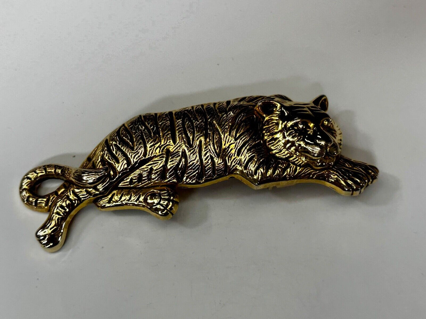 Tiger Mountain Lion HUGE 6" Wide Large Gold Tone Vintage Belt Buckle
