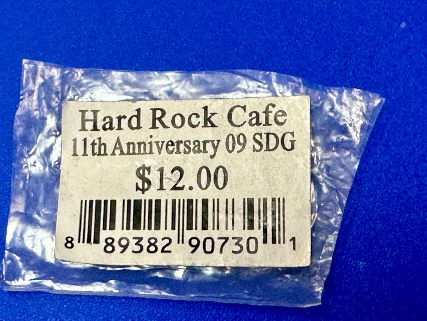 2009 Hard Rock Cafe Collectors San Diego California Stamp Style pin
