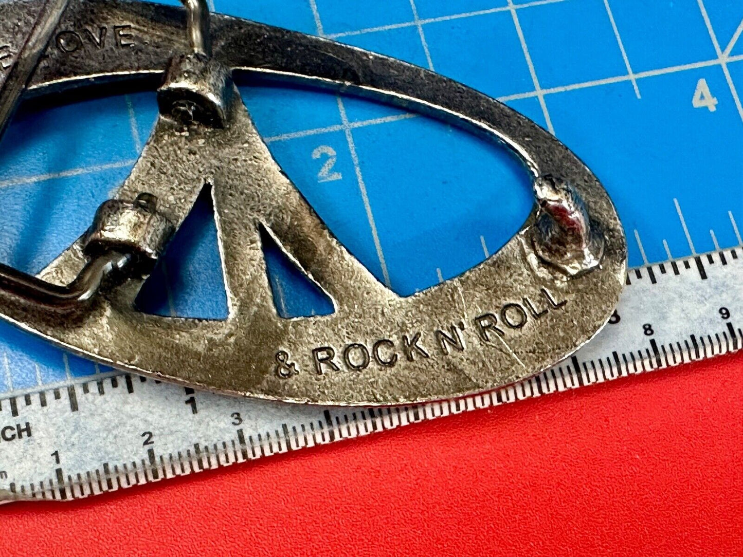 2OH Peace love & Rock & Roll gold color belt buckle