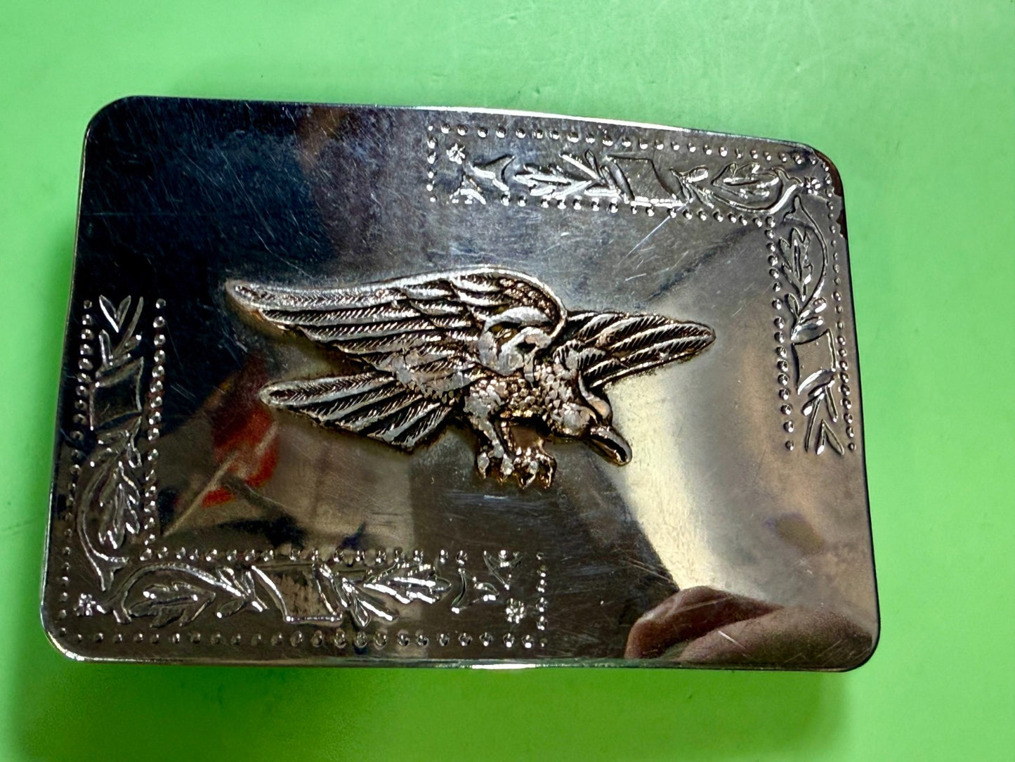 American Eagle Flying Diving Hunting Two Tone Mirrored Western Style Belt Buckle