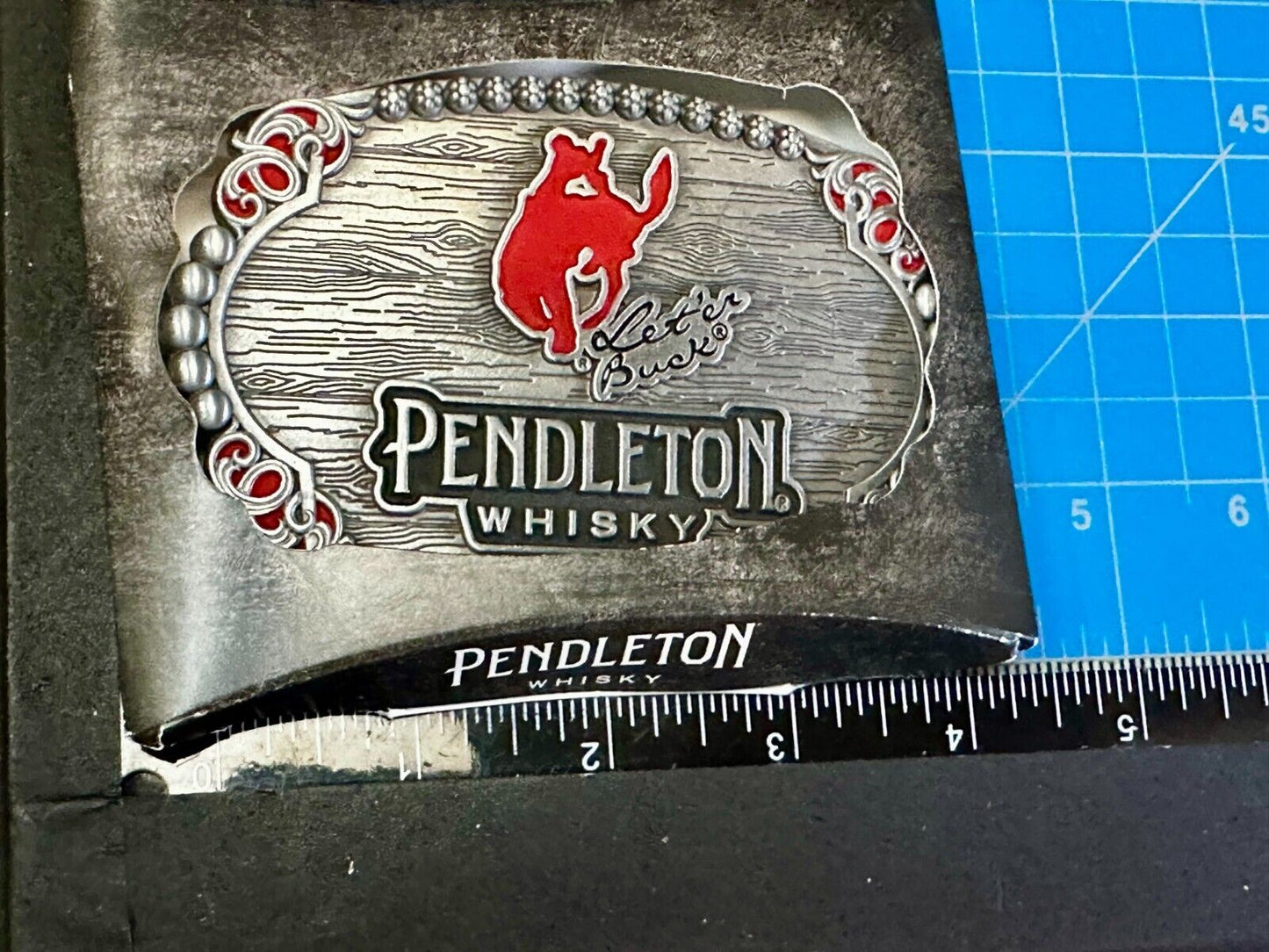 2023 Pendleton whiskey Let'er Buck Rodeo Cowboy Montana Silversmiths Belt Buckle
