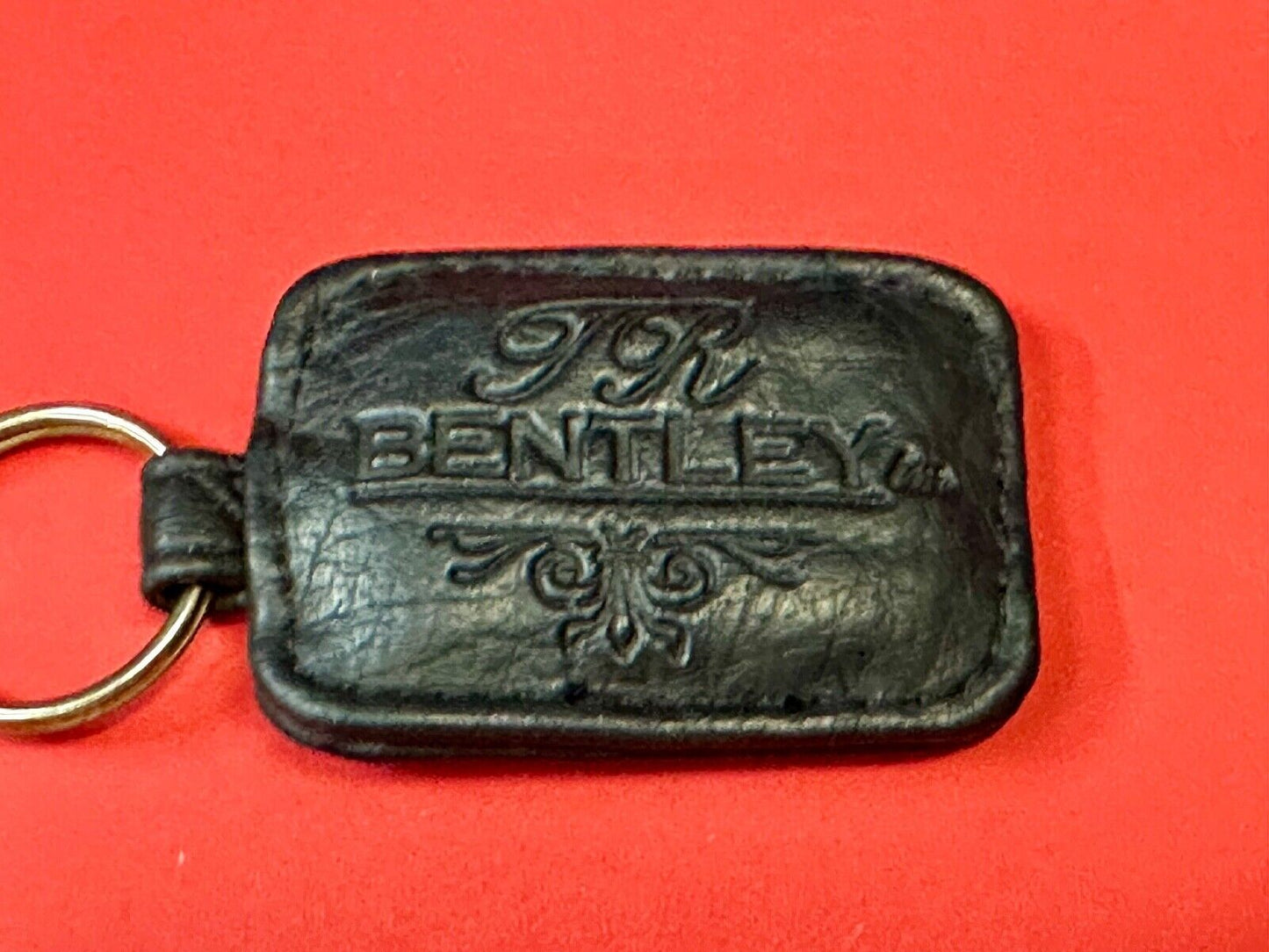 Bentley TR Soft Leather Fob Car Key Chain Ring Car Dealership Dealers Keychain