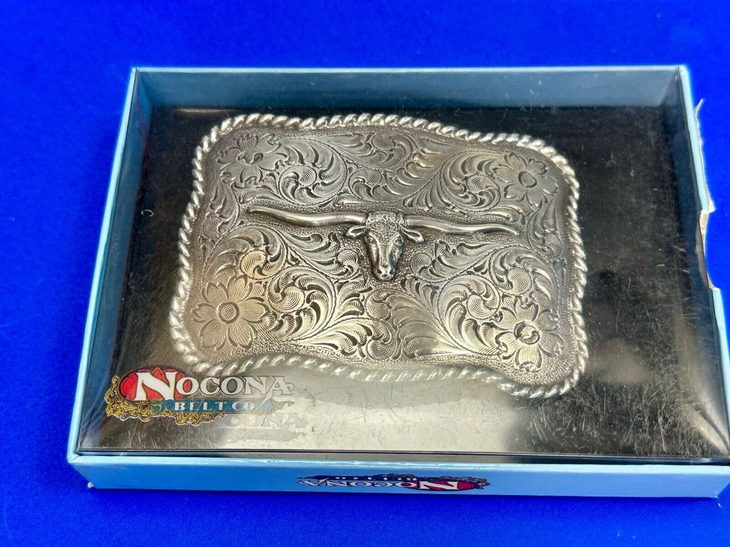 Texas Longhorn Steer Cowboy ornate flower swirl Nocona belt buckle in box