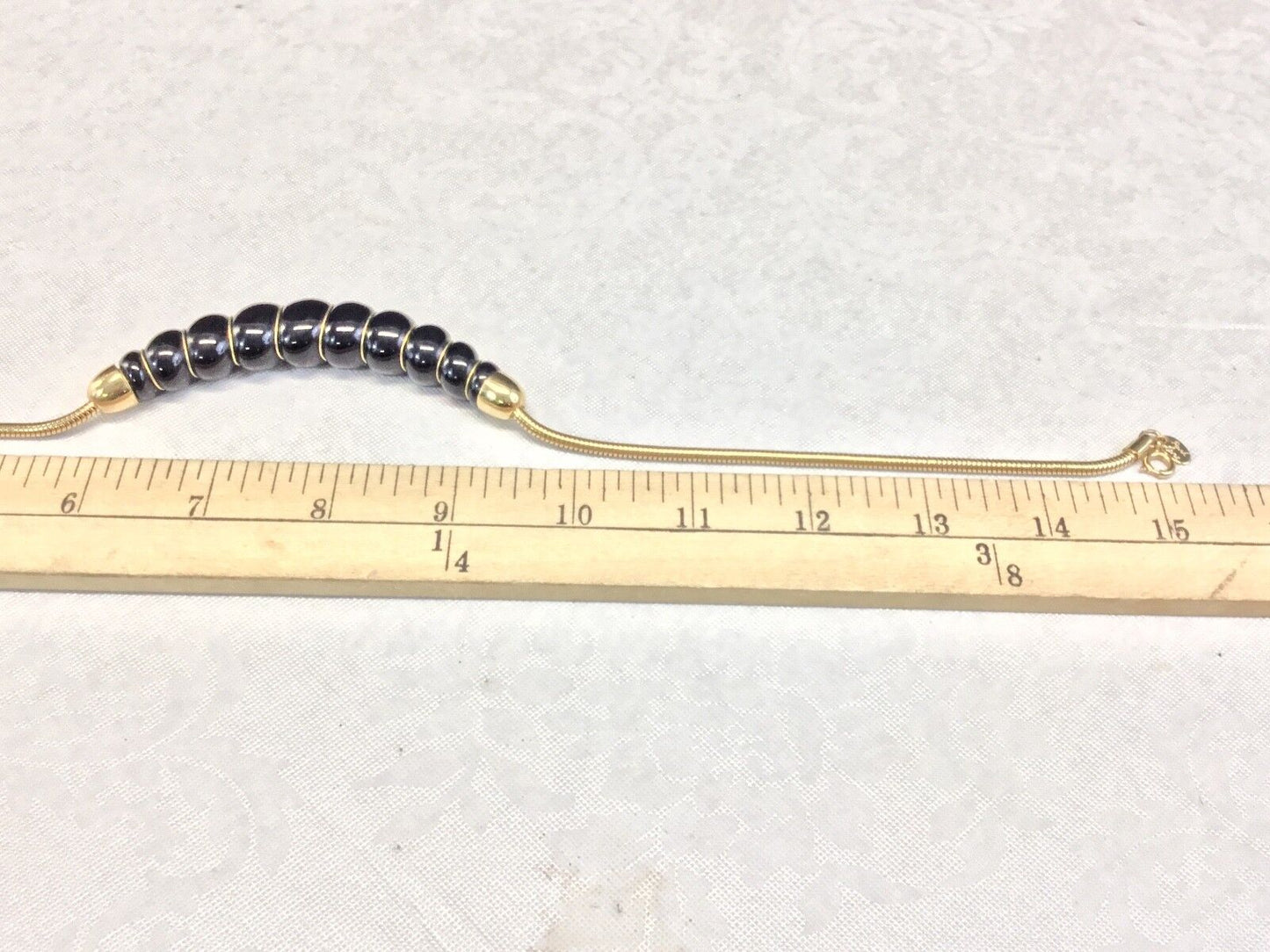 Vintage Black & Gold Tone Scalloped Classic 15" Necklace signed by Park Lane