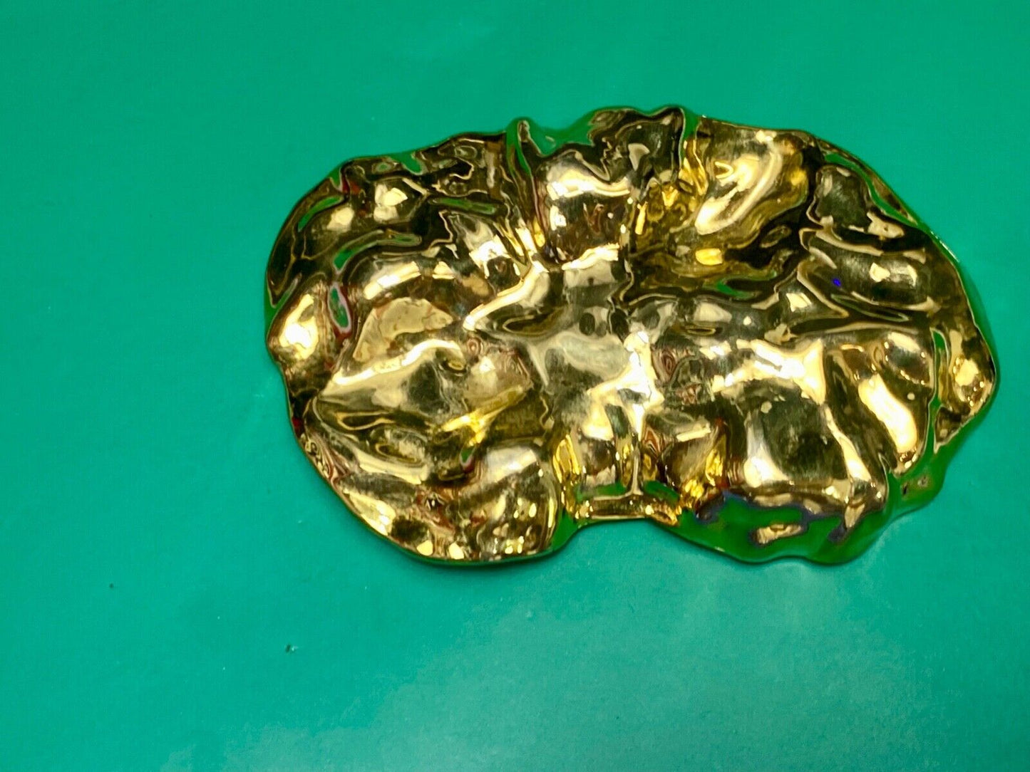 Vintage chunky gold tone crinkle pattern scarf slide