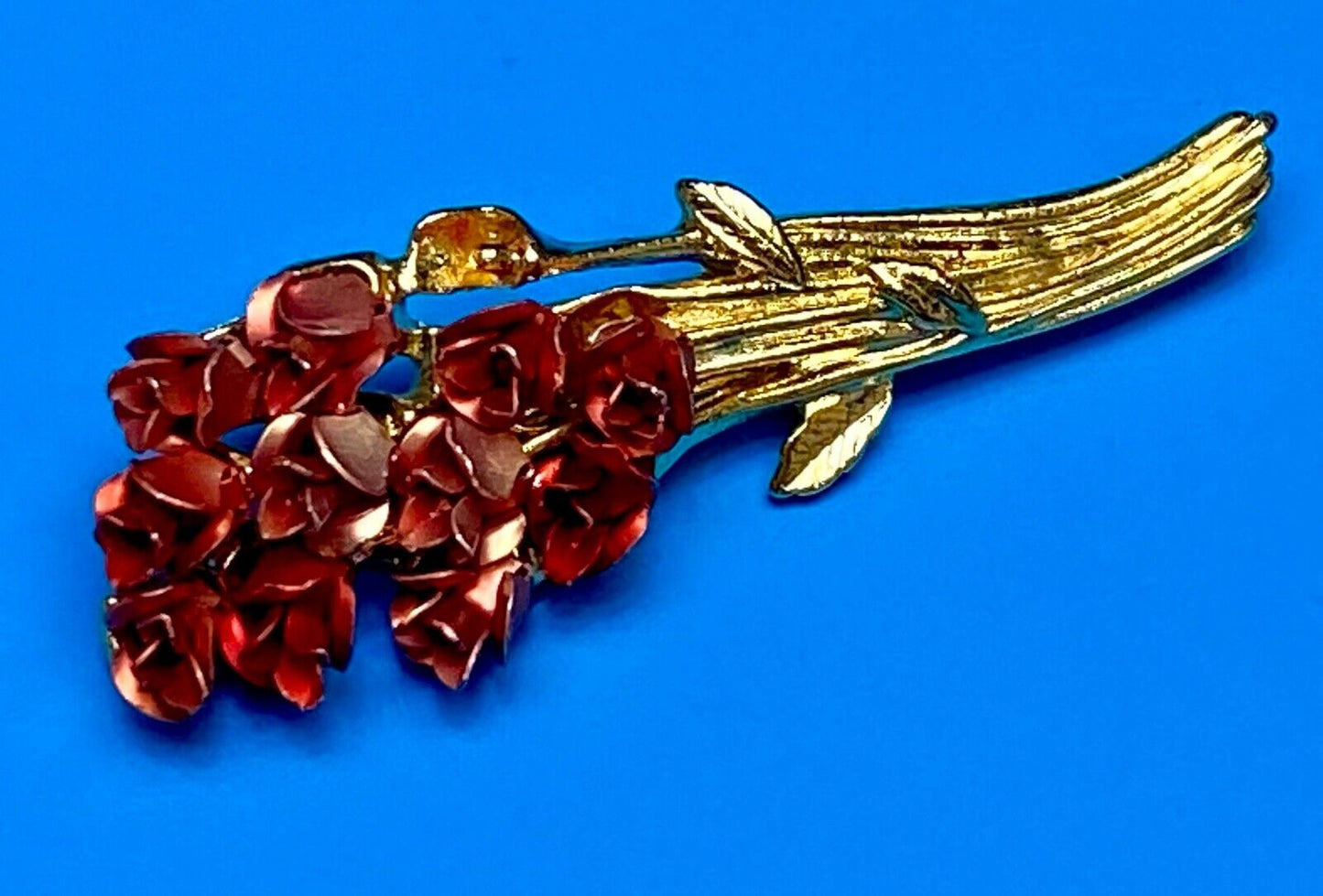 Vintage Danbury Mint For Avon Red Rose Bouquet Brooch DM 97 Gold Plated Broach