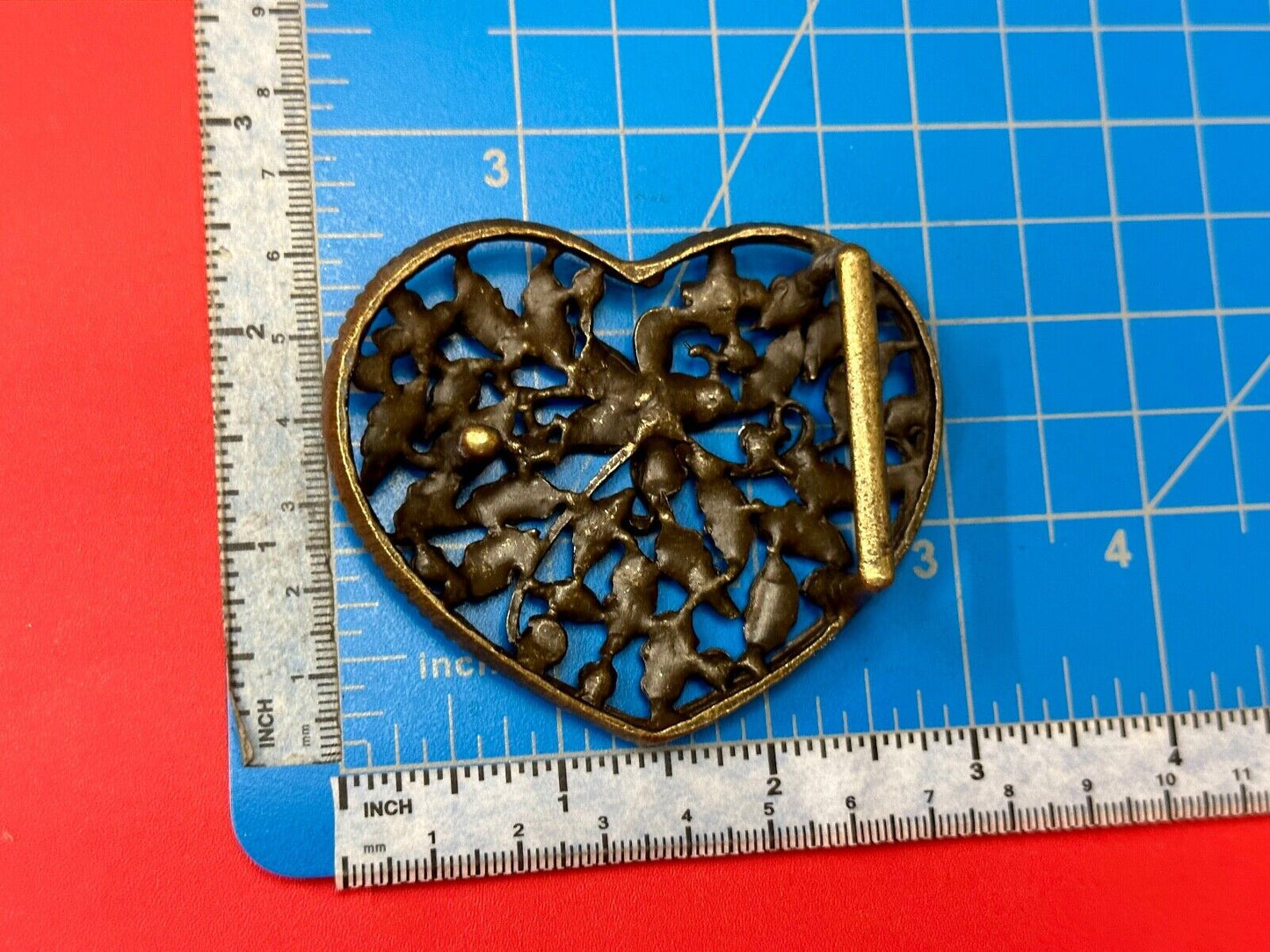 Beautiful see through Heart shaped belt buckle with yellow rhinestone accents