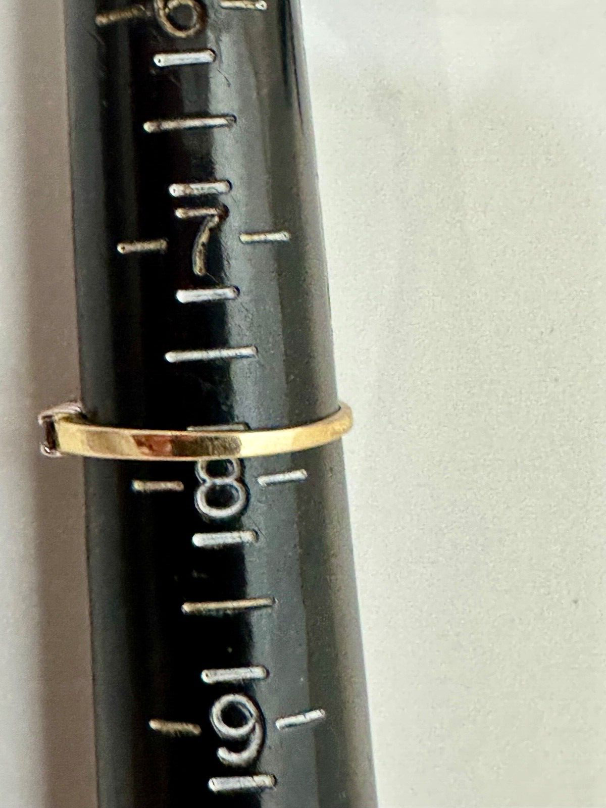 10K Gold 7-Stone Bar Setting Anniversary Ring Band CZ 1.3g Signed CRP 7 3/4 8