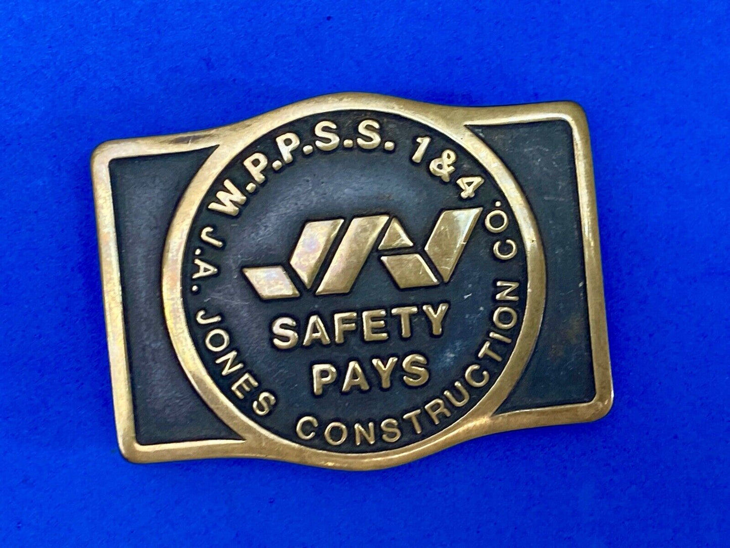 1981 W.P.P.S.S. 1 & 4 Safety Pays Jones Construction - Anacortes Belt Buckle