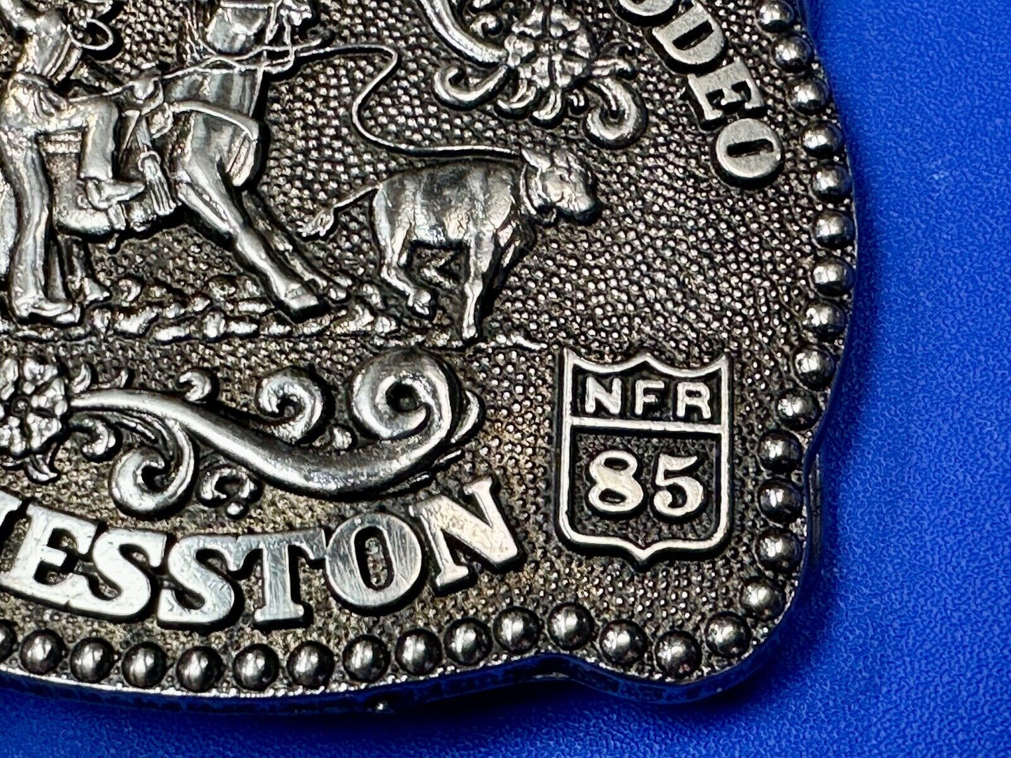 1985 NFR YOUTH SIZE `Rodeo Vintage Hesston Belt Buckle Steer Wrestling