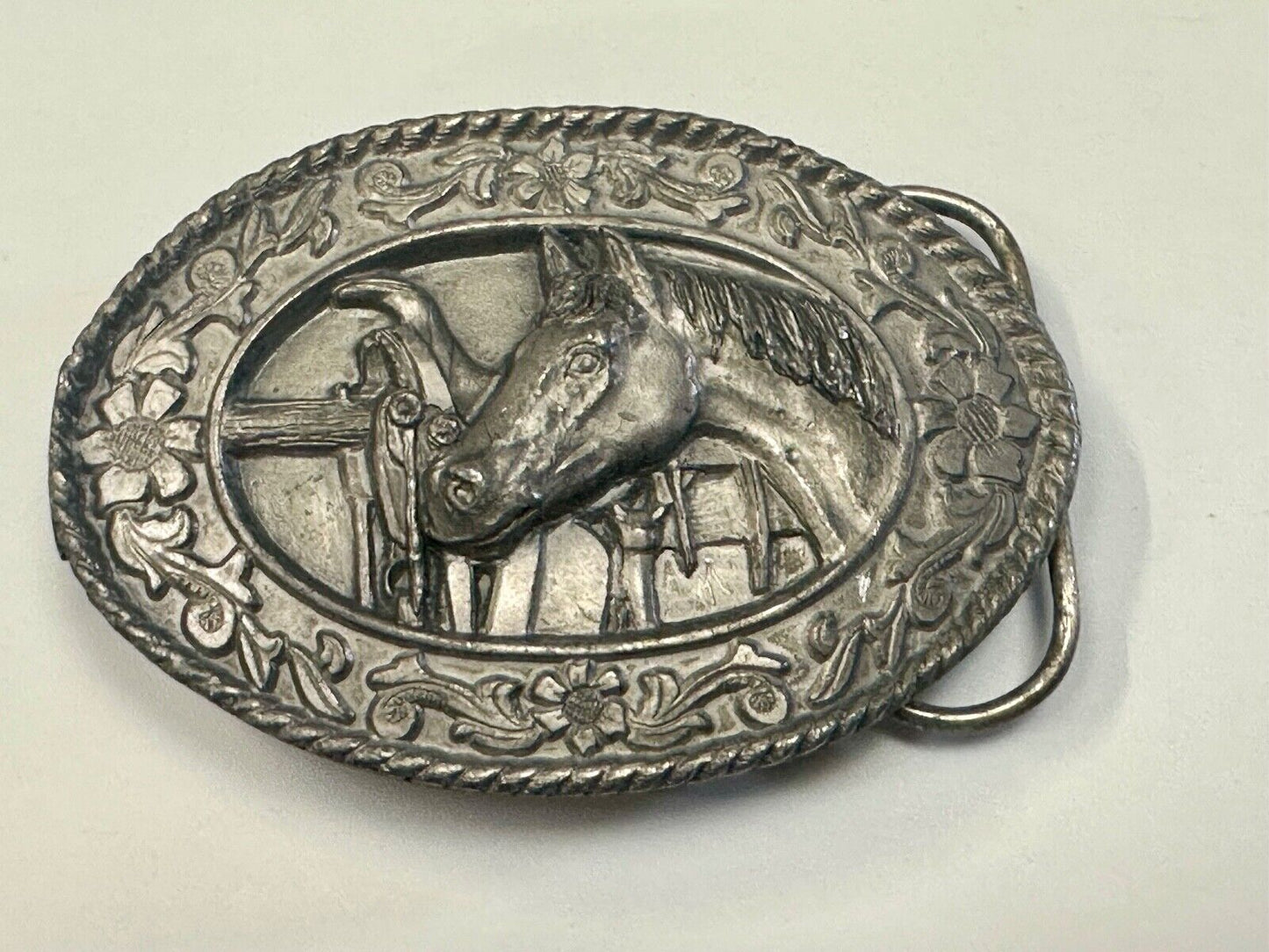 Vintage 1985 Horse lovers siskiyou pewter belt buckle