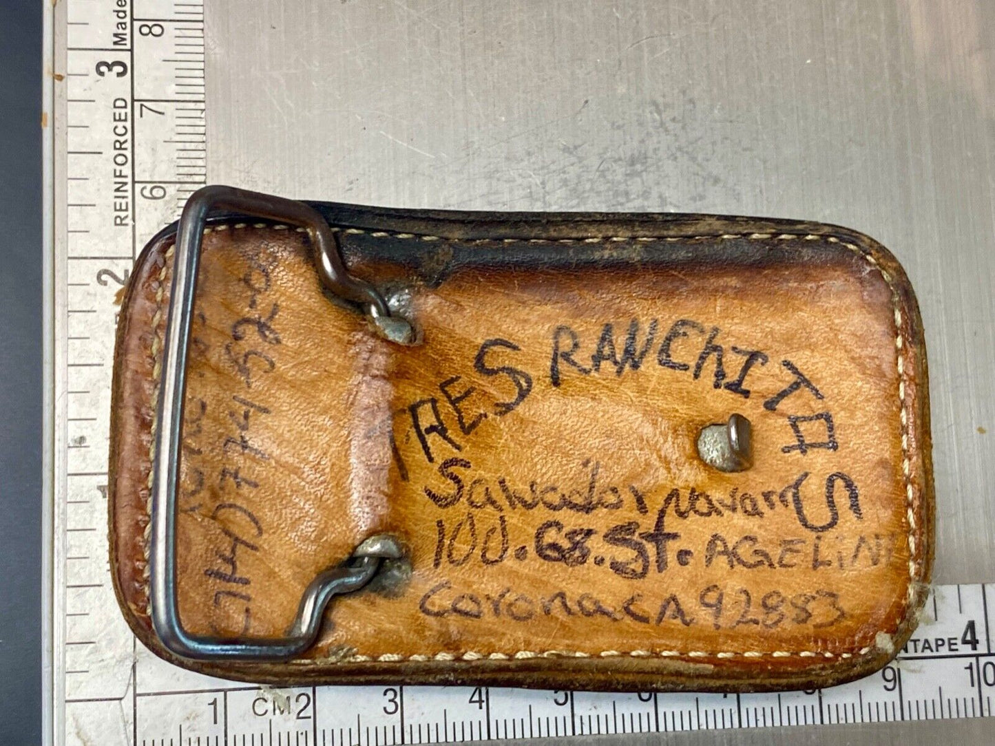 Vintage leather stitched horse saddler belt buckle signed Tres Ranchitas
