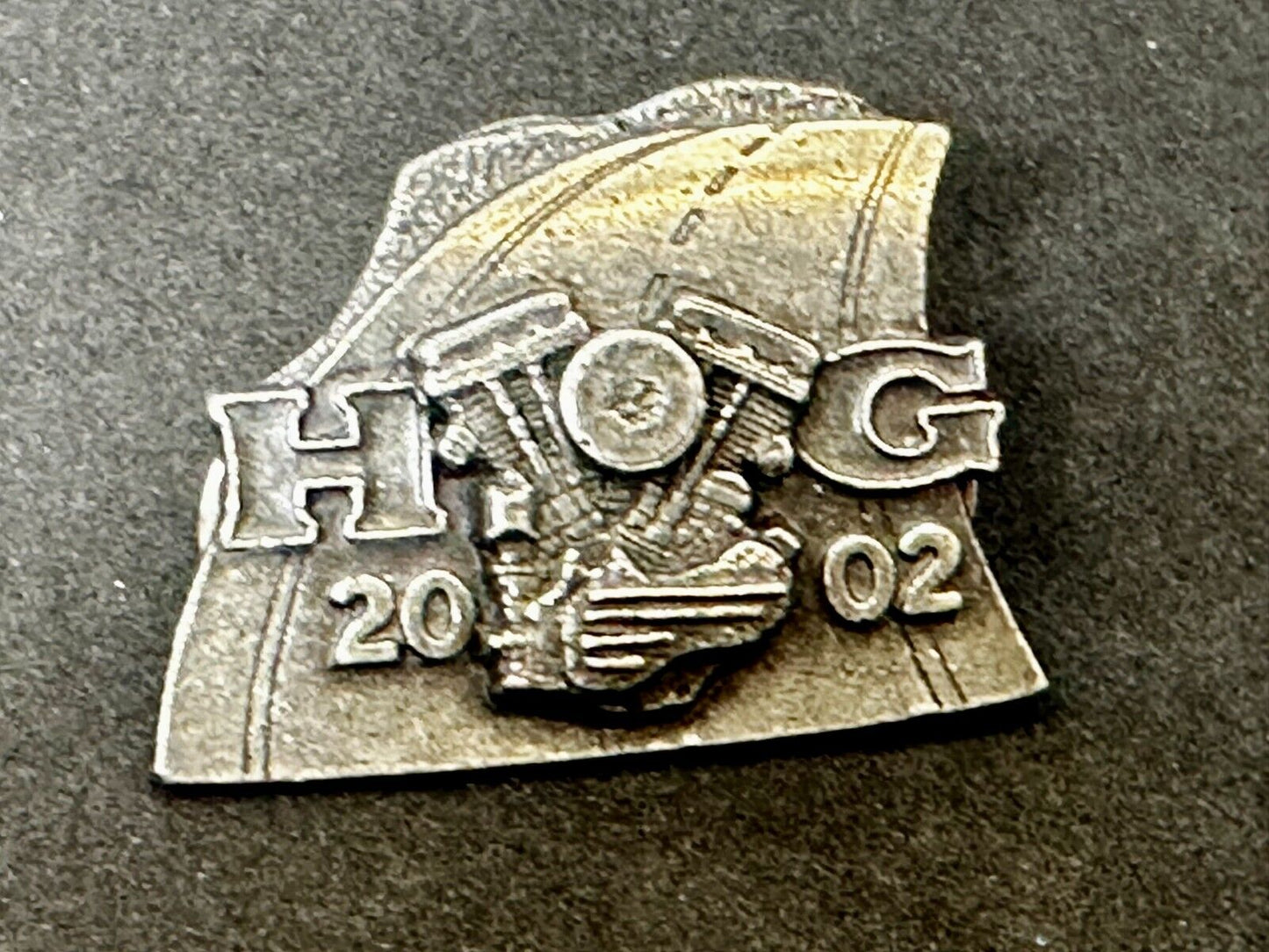 2002 Harley Davidson Engine Owners Group HOG Pin for Jacket or Vest