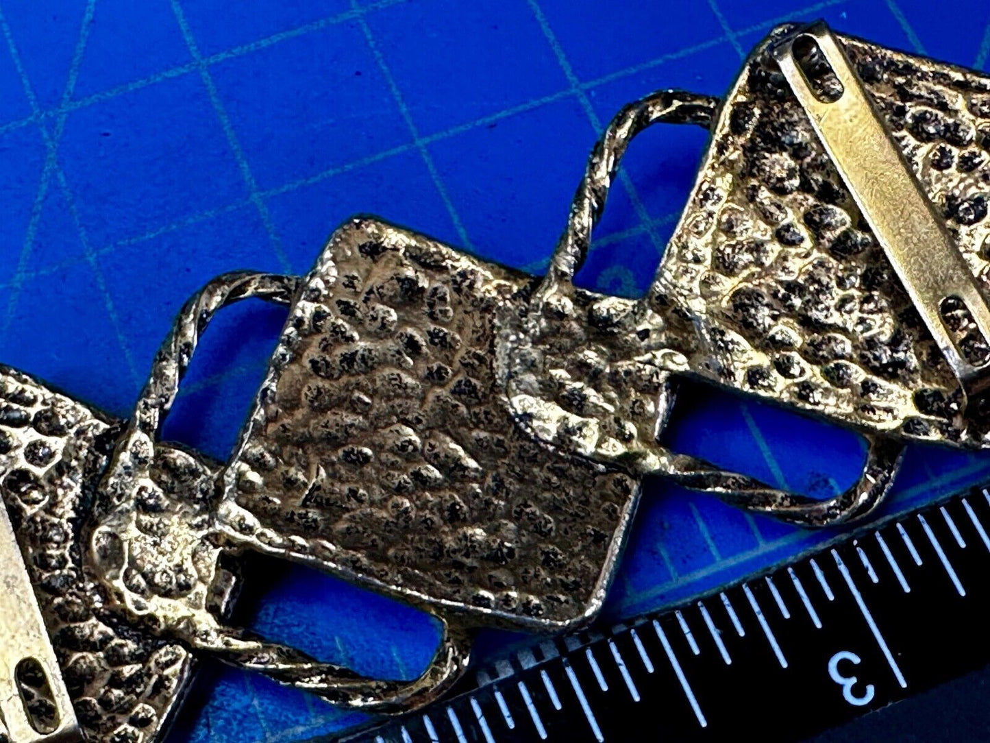 Three Diamond Shape Cutout Hippy Large Gold Tone Vintage Belt Slide Buckle