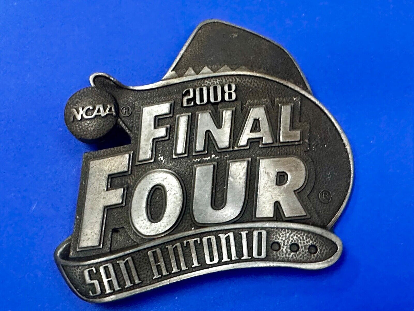 2008 Final Four Basketball Tourney Commemorative San Antonio Texas Belt Buckle