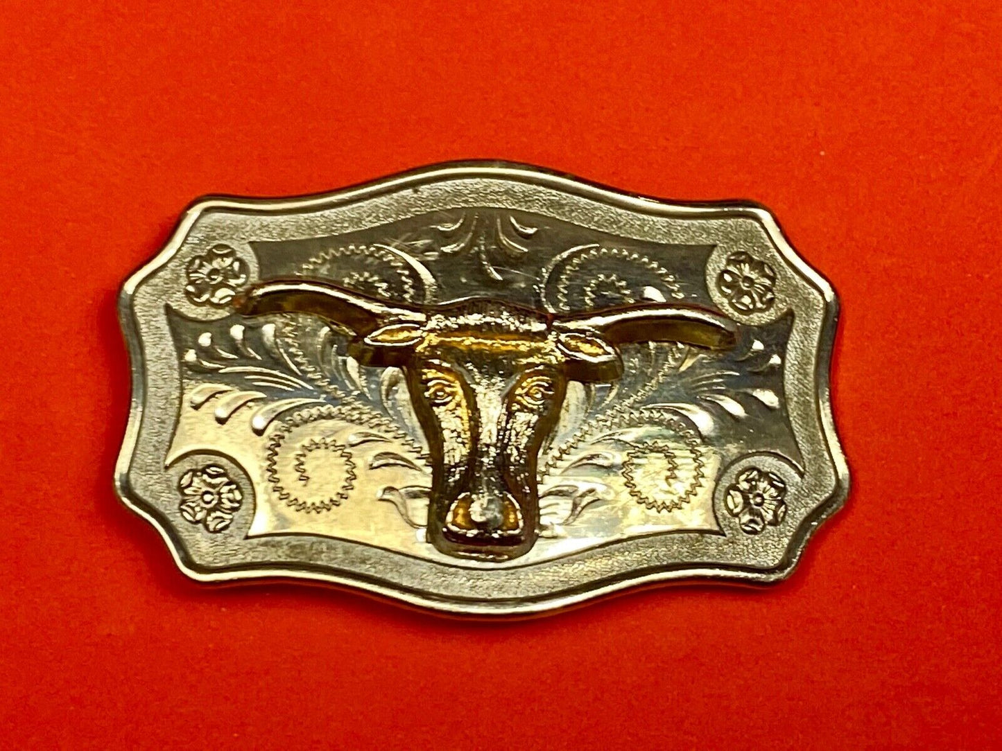 The Texas Longhorn - Western rodeo cattle steer mixed color belt buckle