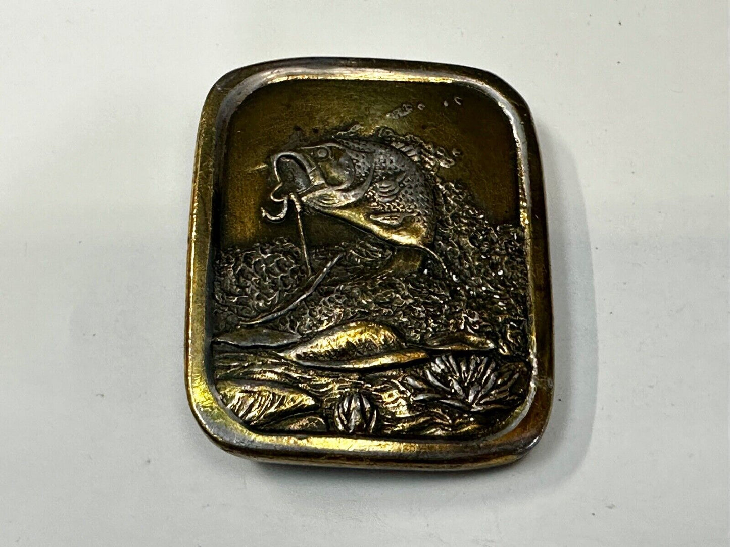 Bass Sport Fishing Vintage 1976 Indiana Metal Craft Belt Buckle
