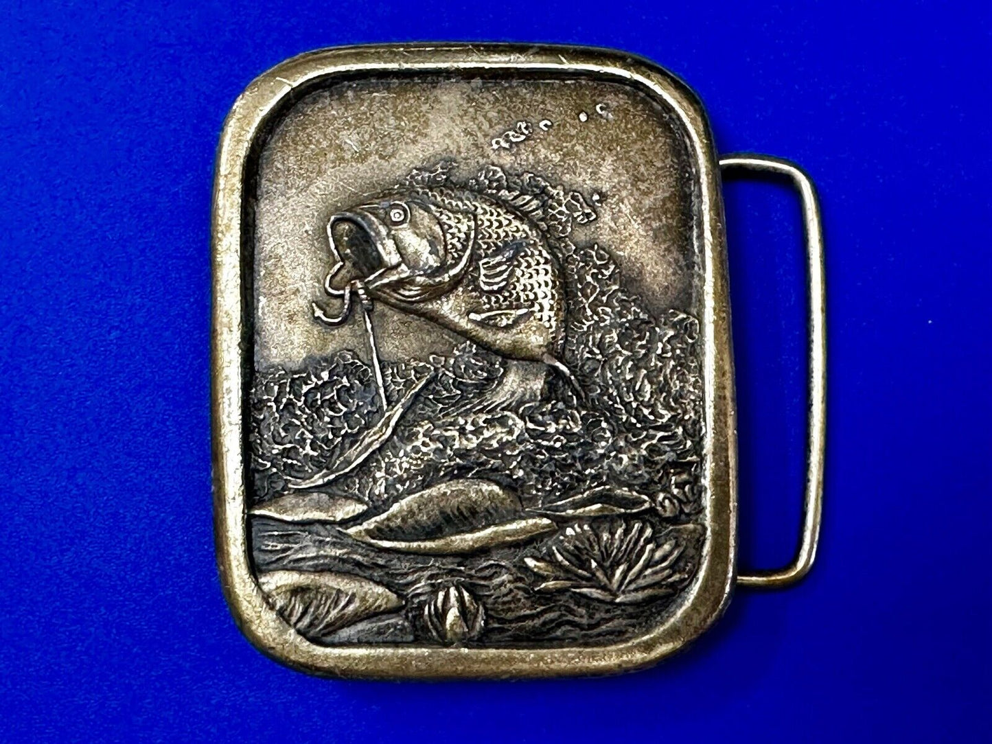 Bass Sport Fishing Vintage 1976 Indiana Metal Craft Belt Buckle
