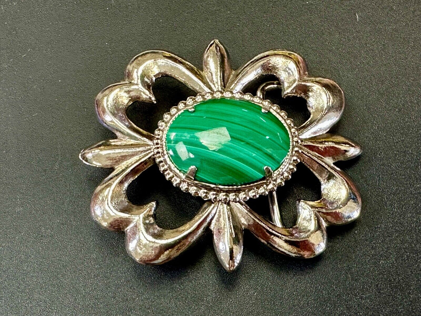 Beautiful Green Malachite Native American Navajo style Cabochon Cab belt buckle