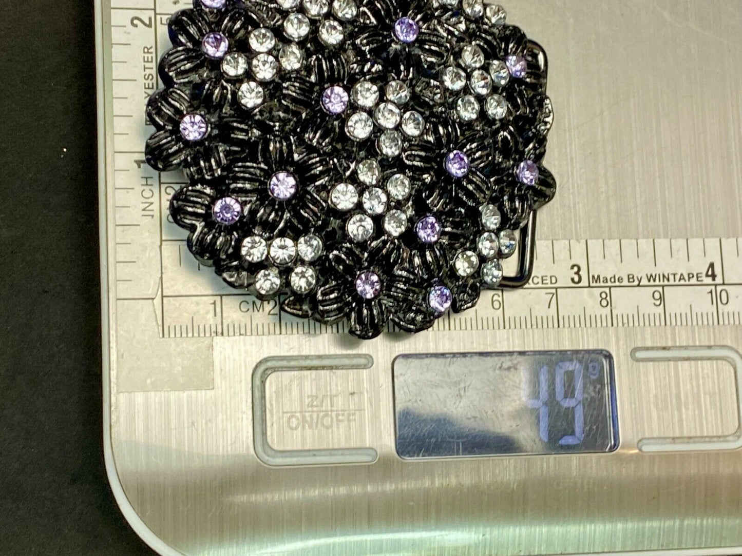 Black And White Rhinestones Covering Vintage Cut Out Burst Flower Belt Buckle