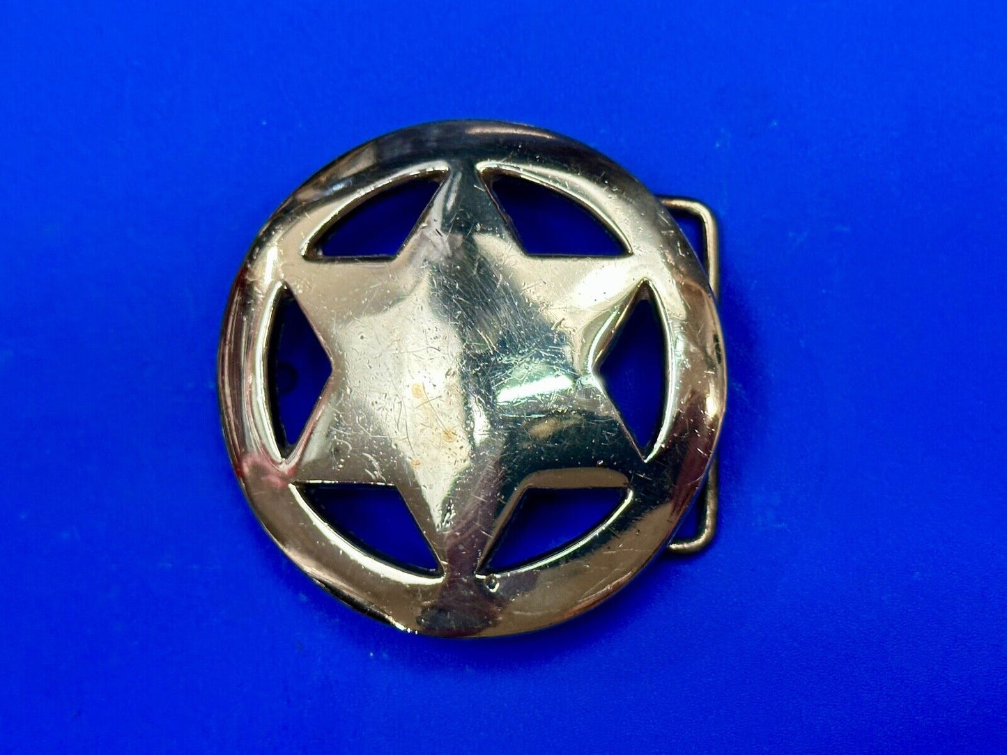 Badge Shaped Cutout Star in circle Vintage Solid Brass Belt Buckle